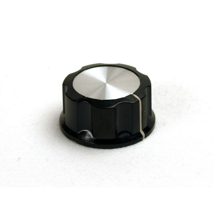 Knob Classic Fluted black/silver