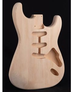 Vintage body Strat model (made in Germany), hardtail, 3 piece alder