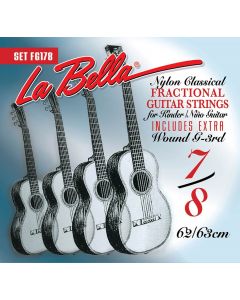 LaBella Fractional Series snarenset klassiek, 7/8 mensuur, clear nylon trebles, silverplated basses, extra G-3 (wound)